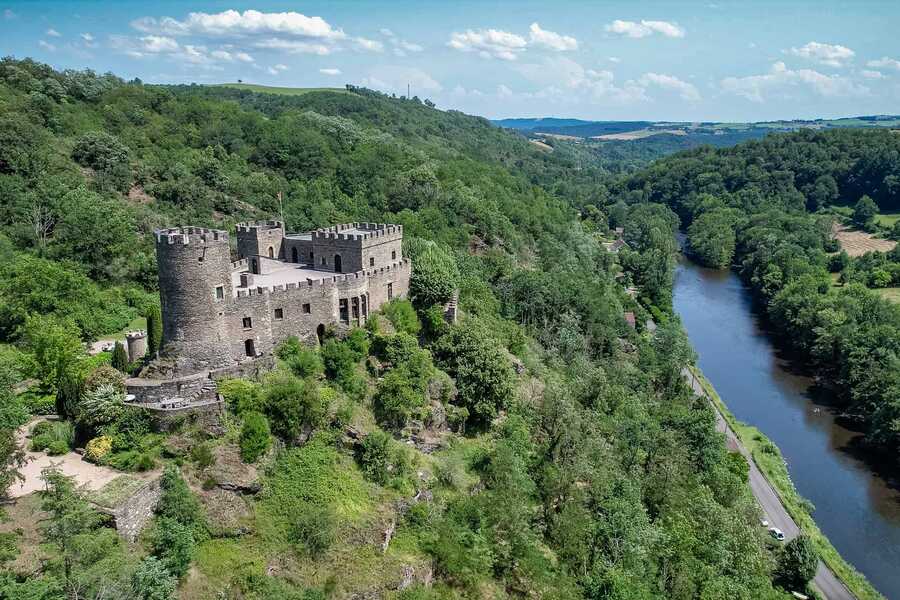 Camping à proximité des Gorges de la Sioule