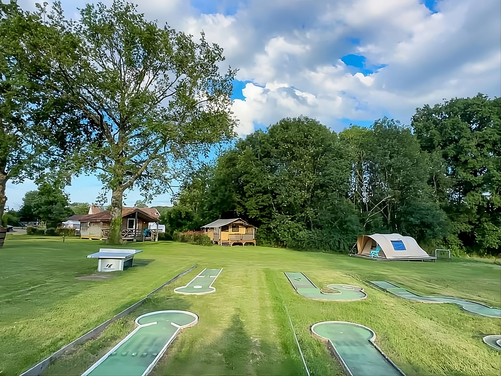 camping papillons mini golf